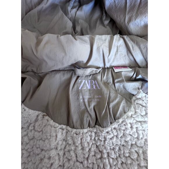 Zara Girls Tan Quilted Puffer Coat Size 2-3 Years - Picture 8 of 9